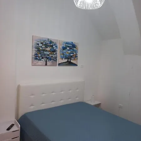 Bluebed Luxury